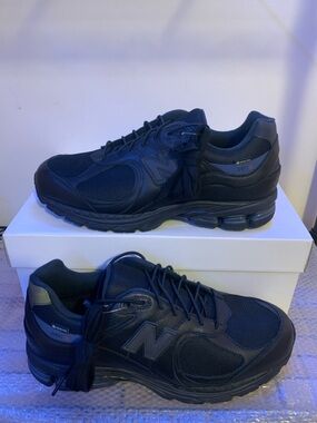 JJJJound x New Balance 2002R GORE-TEX Black M2002RXW